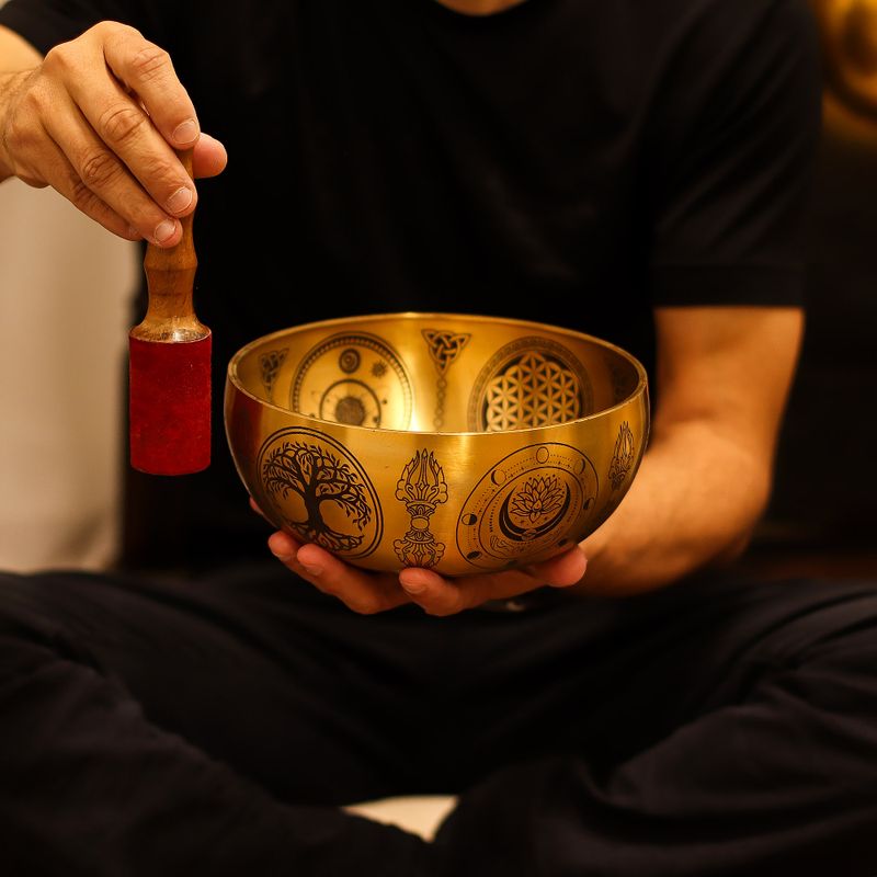 Klangskålar av Ren Mässing - Etsad Buddha - Set om 4 - Ca 3.85kg