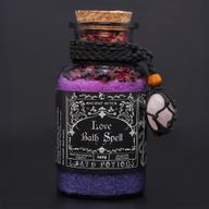 Ancient Witch Badelixir & Rosenkvarts Amulett - Kärlek