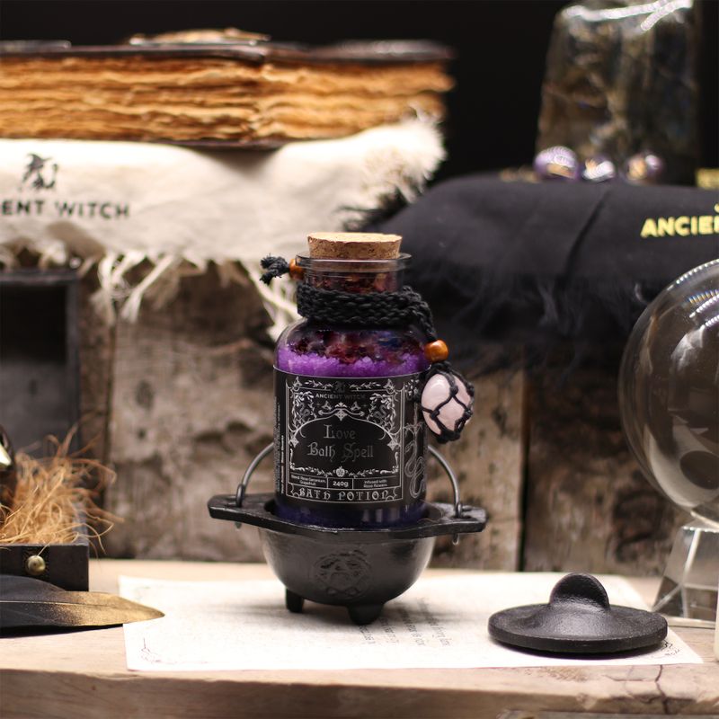 Ancient Witch Badelixir & Rosenkvarts Amulett - Kärlek