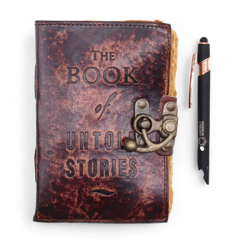Tjock Läderanteckningsbok med Rufasade Kanter (6x4") - The Book of Untold Stories
