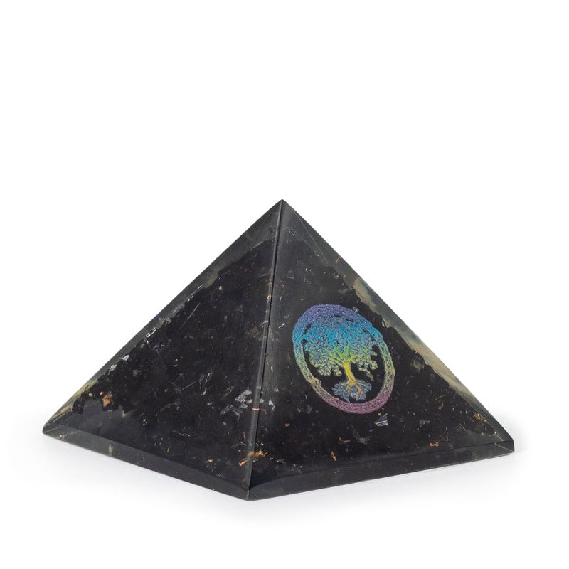 Liten Orgonitpyramid 5.5x4.5cm - Livets Träd - Svarta Turmalinspån