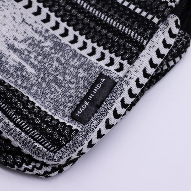 Nomad Sari Jacquard Naturväska – Urban Caravan – Crossbody-väska
