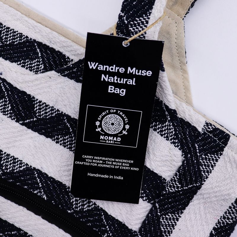 Nomad Sari Jacquard Naturväska – Atlas Nomad – Wander Muse Axelremsväska