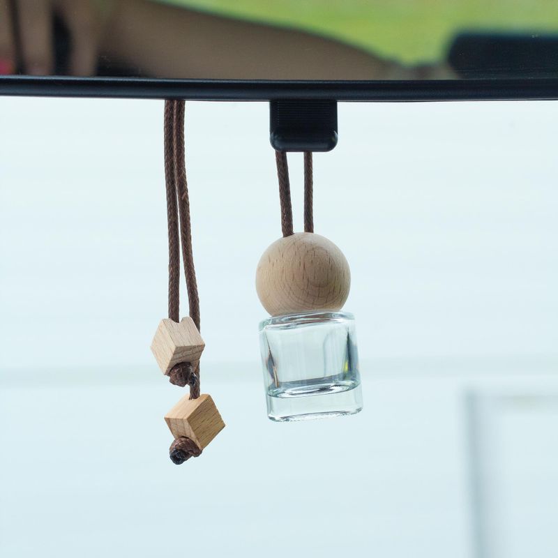 Genomskinliga Diffusorflaskor till Bilen – Hängande - 8ml (3 olika designer x 4)