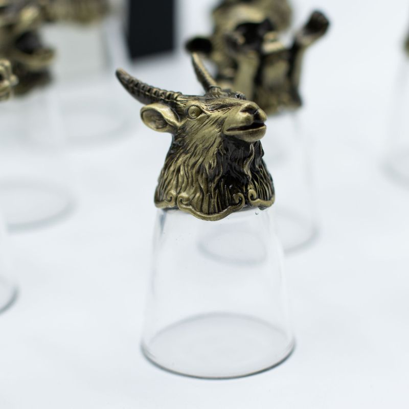 Gåvoset med 12 Bottom Up Shotglas (25ml) - Kinesiska Zodiak-varelser