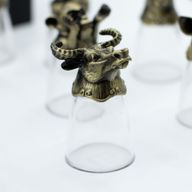Gåvoset med 12 Bottom Up Shotglas (25ml) - Kinesiska Zodiak-varelser
