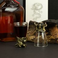 Gåvoset med 12 Bottom Up Shotglas (25ml) - Kinesiska Zodiak-varelser