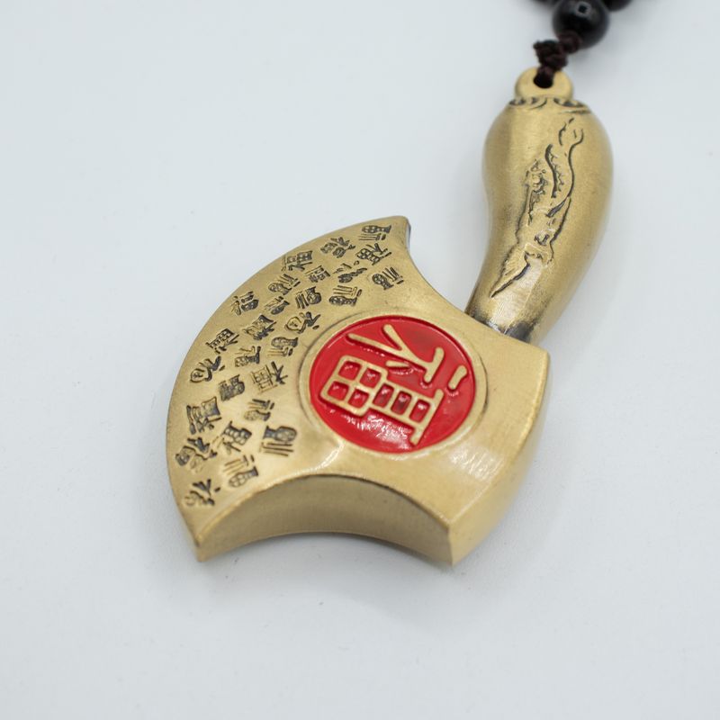 Feng Shui Hängande Talisman - Yxa Bort Hinder