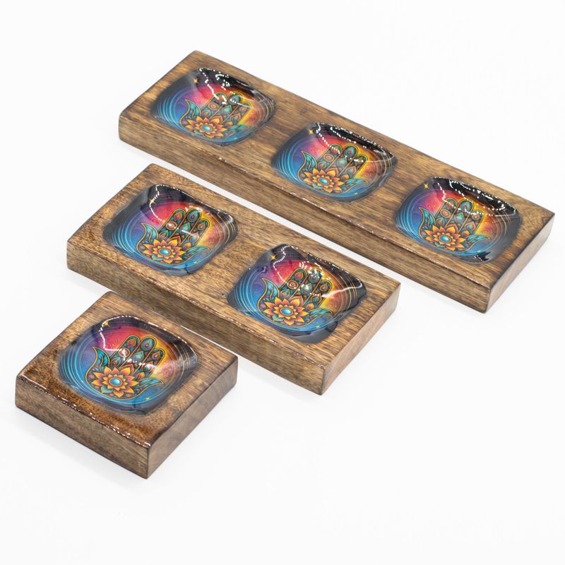 Set med Medelstora Emaljerade Brickor i Mangoträ - Hamsa