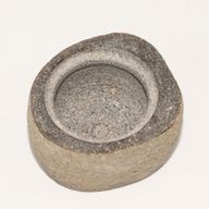 Jordande Kruka i Naturlig Flodsten – Liten (ca 9x7 cm)