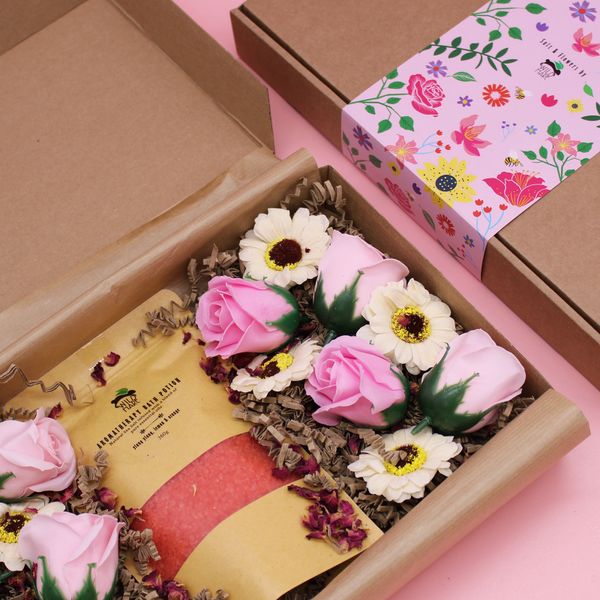 Wild Hare Set med Badsalt & Tvålblommor