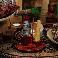 Hållare till Palo Santo-pinnar & Smudges - Mandala - Glansig Röd med Hjärta