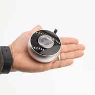 Silverfärgad Mini-högtalare med Mandala-ljuseffekt