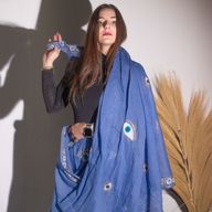 Nomad Sari Pareo - Handmålad Design i Djup Blå & Guld med Onda Ögat