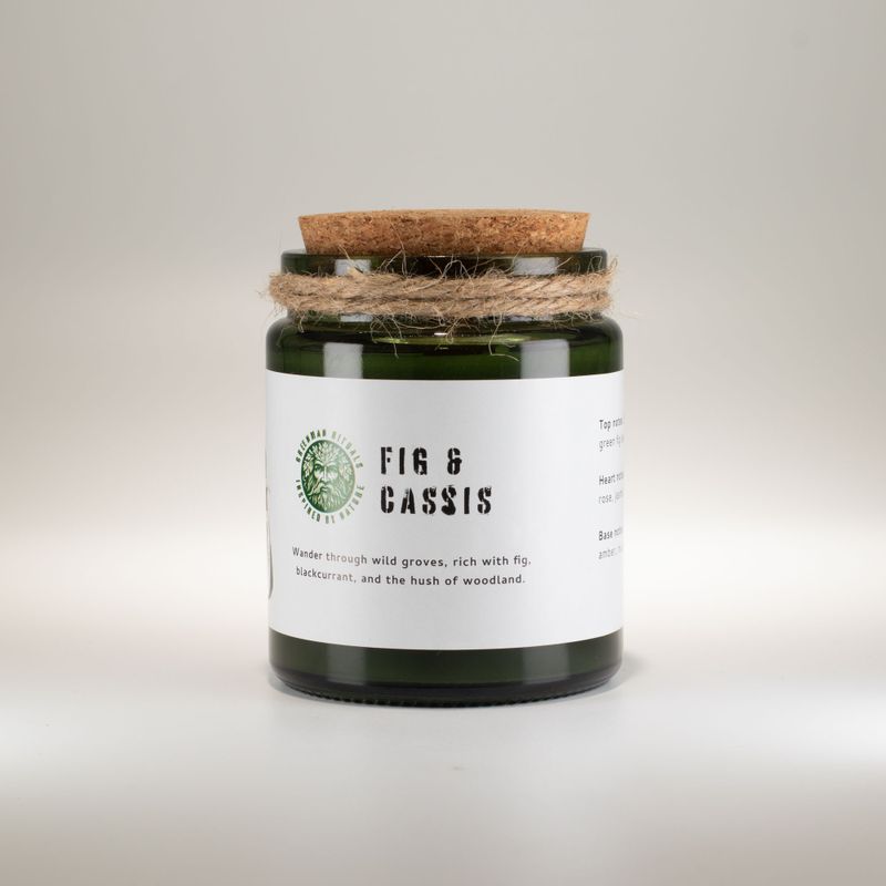 Sojavaxljus med Träveke – Fikon & Svarta Vinbär