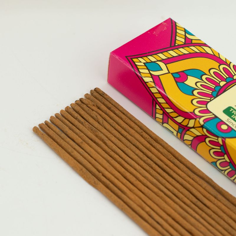 Namaste Mandala Masala Rökelse - Sandelträ med Kanel