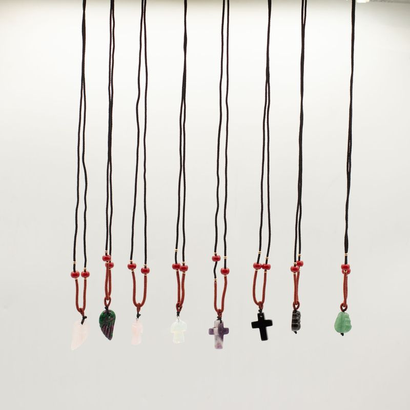 Halsband med Ädelstenshänge – Andlig Kollektion (Blandade motiv)