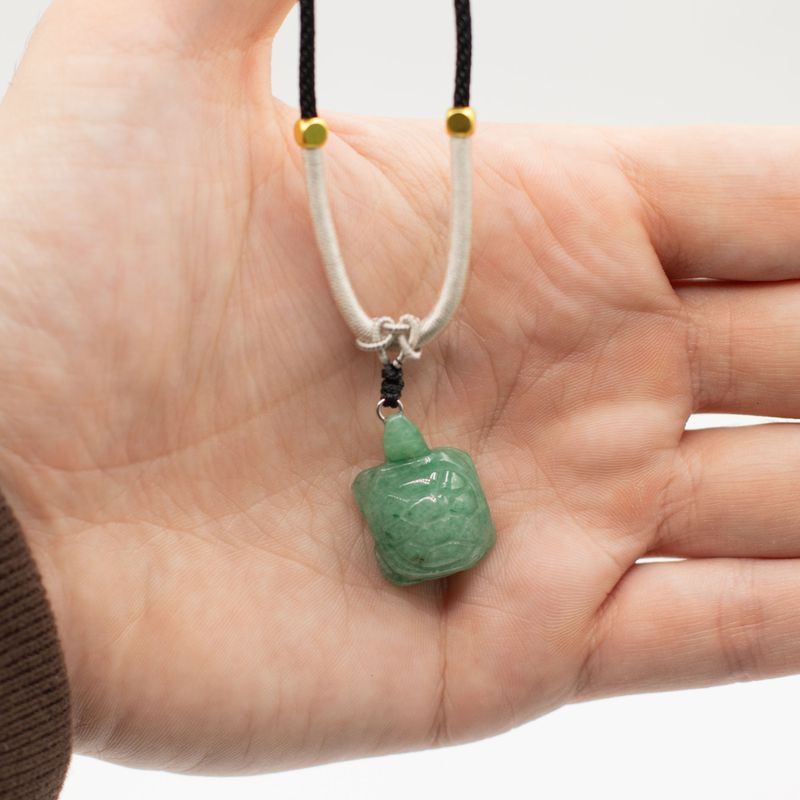 Halsband med Ädelstenshänge – Djurkollektion (Blandade motiv)