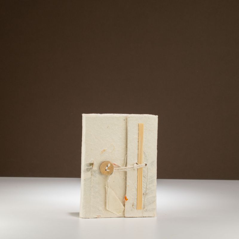 Mini Lokta-anteckningsbok med blandade blommor (12x8cm) 40 blad