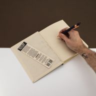 Stor Lokta Inspiration-anteckningsbok (21x15cm) - 45 blad - Every Peak - inkl. bokmärke