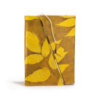 Mellan Lokta Anteckningsbok med Bambulås - Stora Blommönster (15x12cm) - 45 blad - Senapsgrön