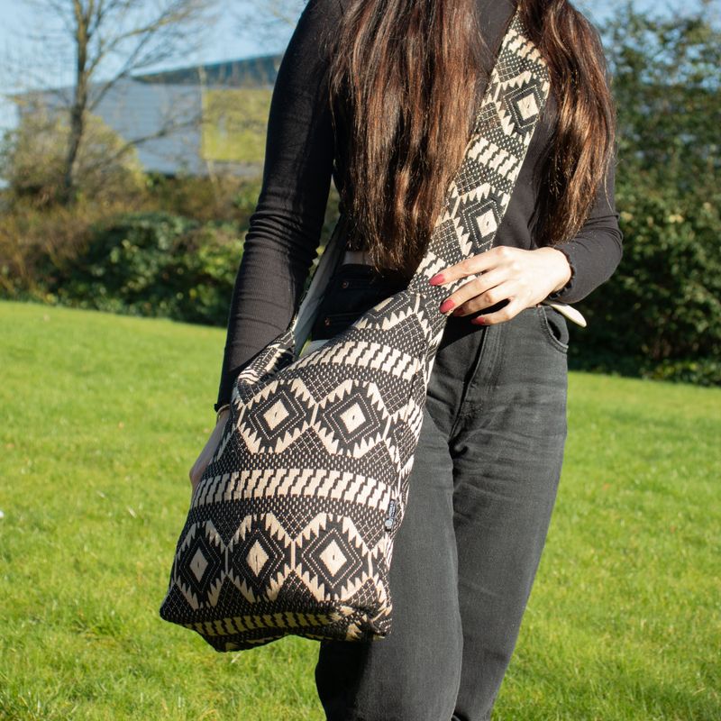 Jacquard Naturväska – Desert Loom – Nomad Carryall