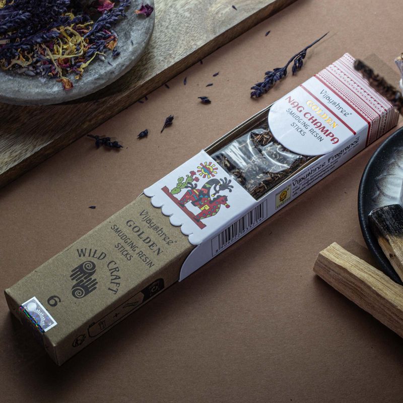 30g Golden Rökelsepinnar av Harts - Nag Champa
