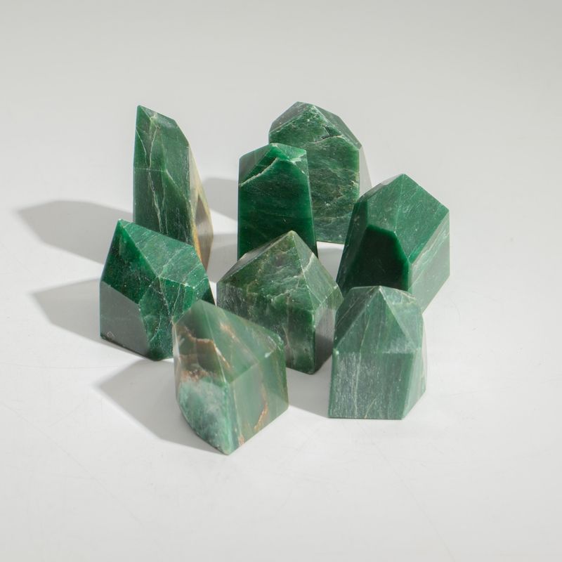 Ädelstensspetsar i Bulk (0.5KG) - Indisk Jade (ca 8 stycken)