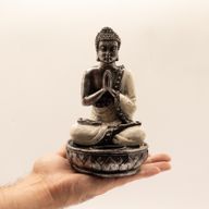 Buddha-ljusstake - Vit - Medel