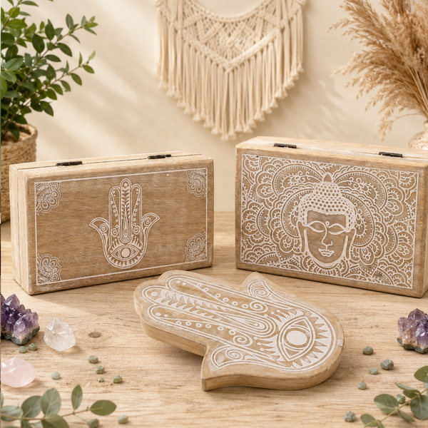 Askar och Brickor i Trä med Hamsa- & Buddha-Design