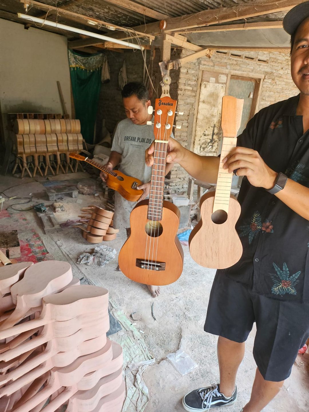 Handgjorda Ukuleler