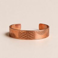 Solida koppararmband med gravyrer av affirmationer (blandade)