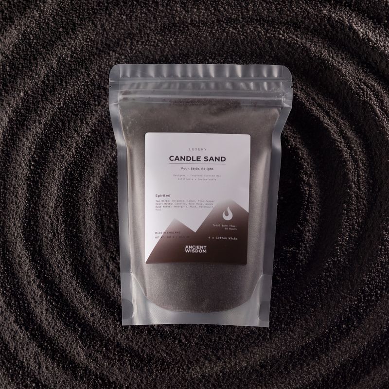 Doftljus Sand - Svart - Spirited - 300 g