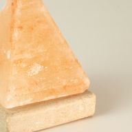 Kvalitets USB-pyramidsaltlampa - 9 cm (1 styck)
