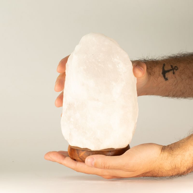 Crystal Rock Himalayasaltlampa - cirka 1,5–2 kg