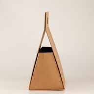 Plattpackad presentlåda - Stor handlåda (28x12.5x26 cm) - Brun Kraft