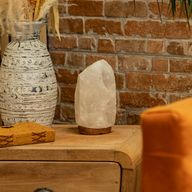 Crystal Rock Himalayan Salt Lamp - och bas ca 2-3 kg