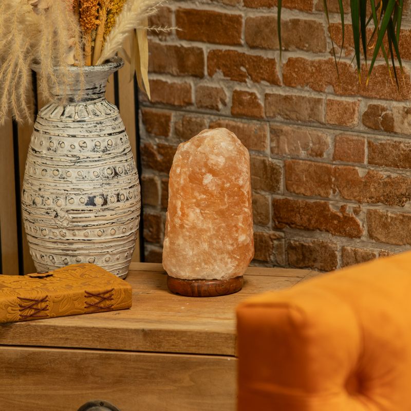 Naturlig saltslampa av hög kvalitet - bas ca 3-5 kg