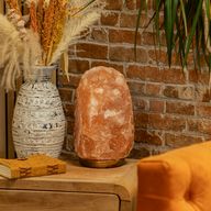 Kvalitets naturlig saltslampa - och bas ca 8-10 kg