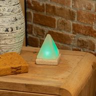 Kvalitets USB-pyramid VIT saltlampa - 9 cm (flera färger)