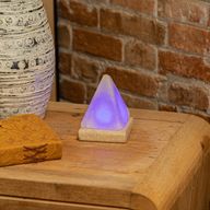 Kvalitets USB-pyramid VIT saltlampa - 9 cm (flera färger)