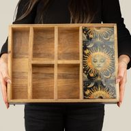 Tarotbricka Solgudinna med Korthållare