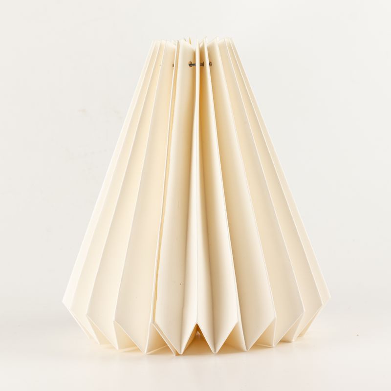 Geometrisk lampskärm i papper