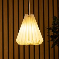 Geometrisk lampskärm i papper
