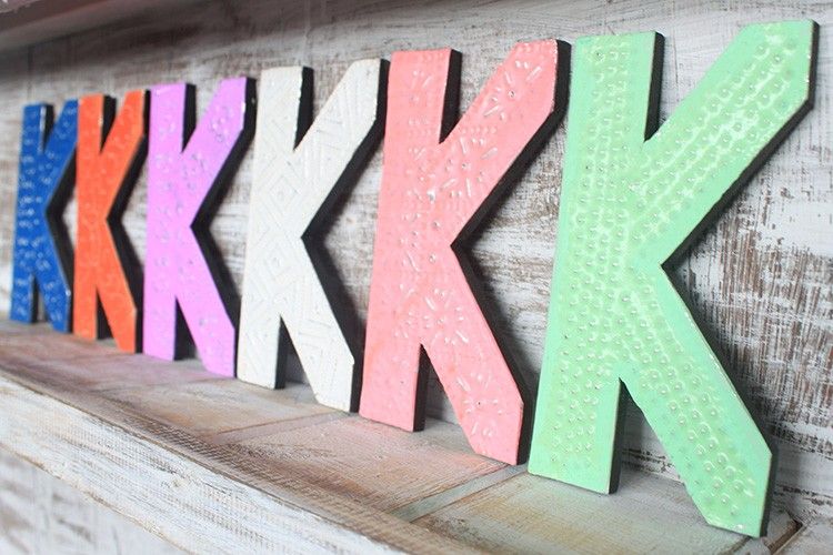 Bokstav "K" - Olika Färger - 15cm