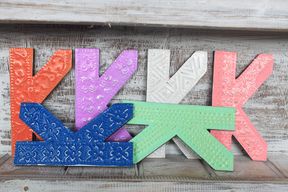 Bokstav "K" - Olika Färger - 15cm