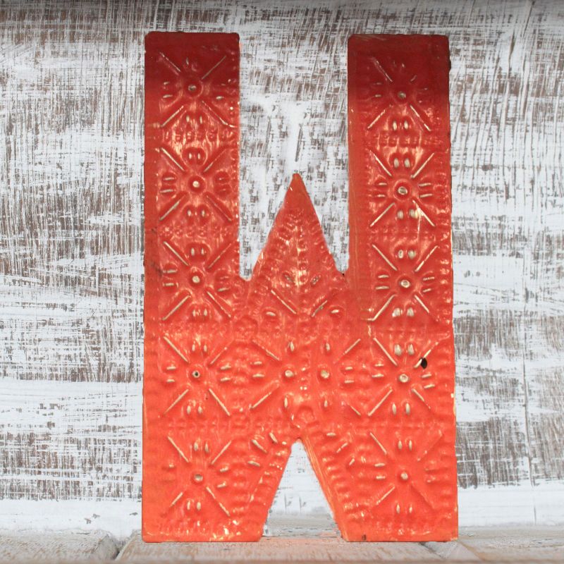 Bokstav "W" - Olika Färger - 15cm