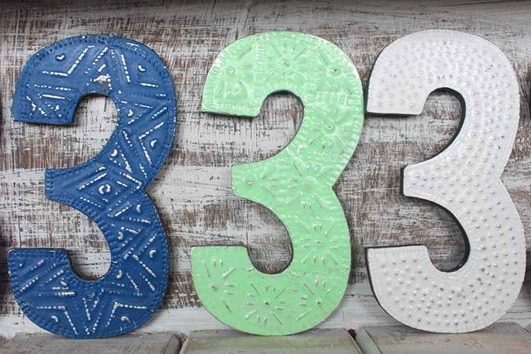Siffra "3" - Olika Färger - 15cm