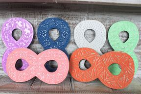 Siffra "8" - Olika Färger - 15cm
