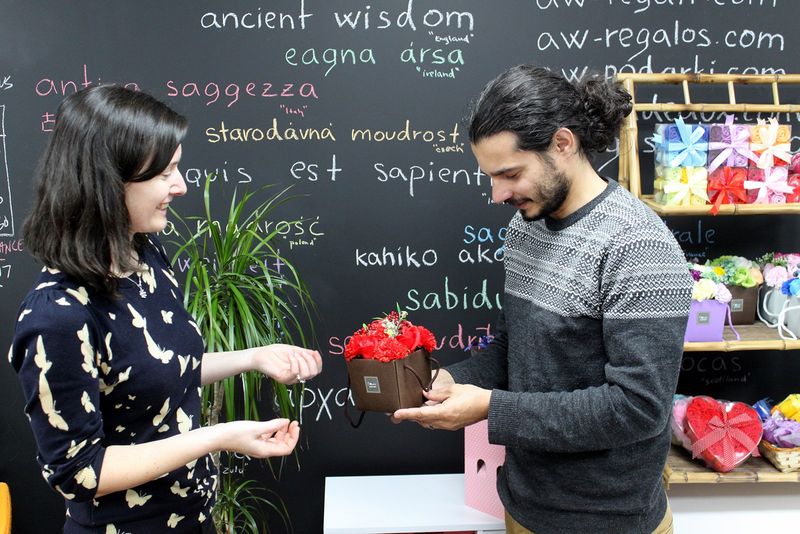 Tvålblomsterbukett - Rosa ros och nejlika - SPECIELL